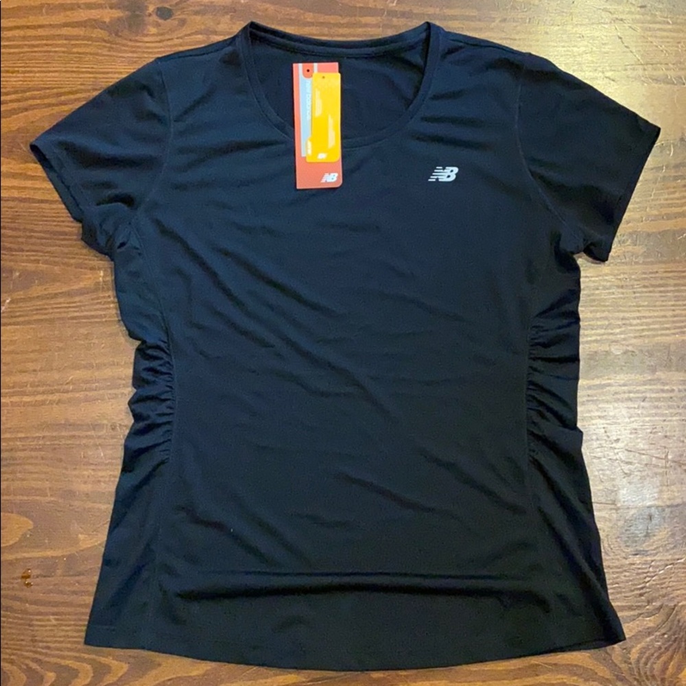 NWT New Balance Tech Run short sleeve shirt